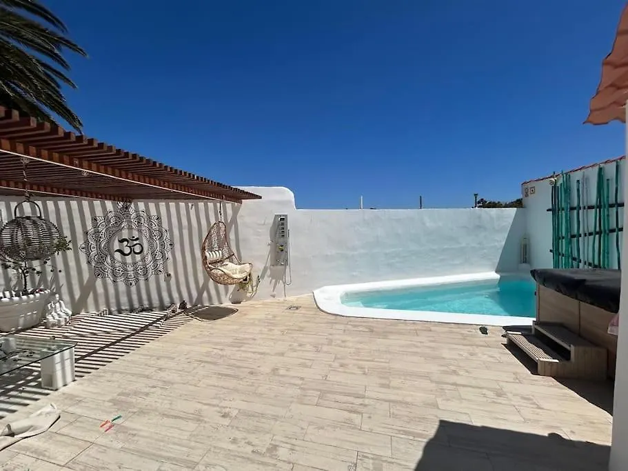Casa Claudia Radazul Villa Santa Cruz de Tenerife Spain